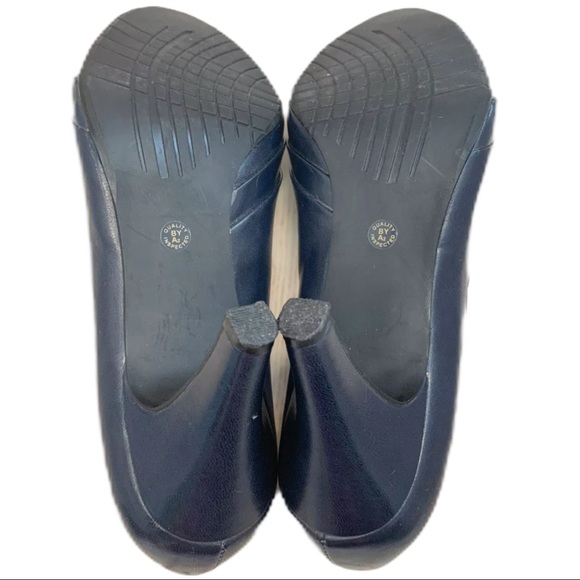 🎀east5th Blue Closed Toe Slip On Vintage Heel 6 - Picture 12 of 13